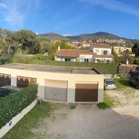 Bormes-les-mimosas, Studio Entre Mer Et Collines Lägenhet